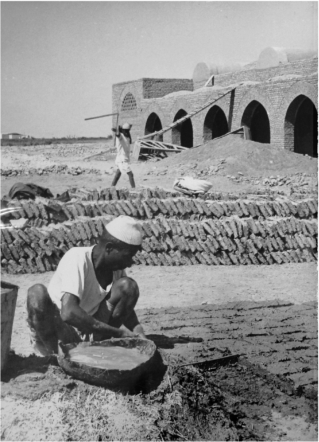 Construction site of New Gourna (Egypt). Architect: Hassan Fathy